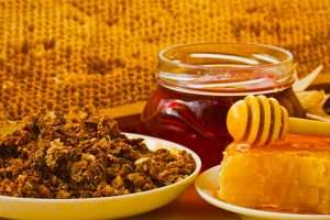 PERE E SPECK CON FRUTTA SECCA E MIELE 12 PERE E SPECK