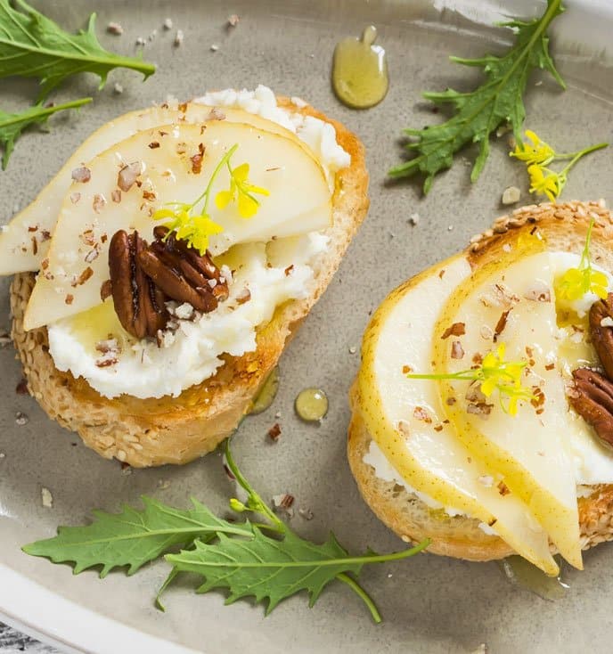 CROSTINI ALLE MELE, BRIE E MIELE 100 CROSTINI
