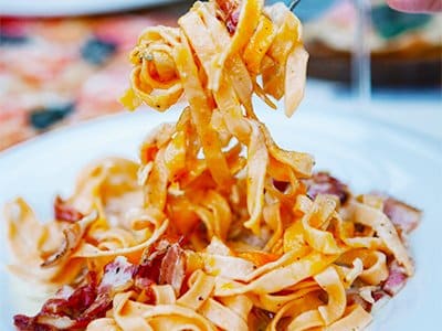 TAGLIATELLE DI FARINA DI CASTAGNE E MIELE