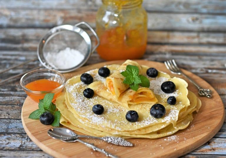 CREPES AL MIELE 15 CREPES AL MIELE