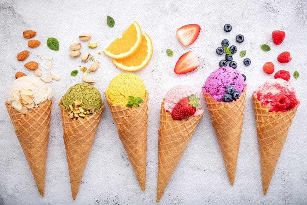 GELATO FIORDILATTE E MIELE CON SALSA DI AMARENE