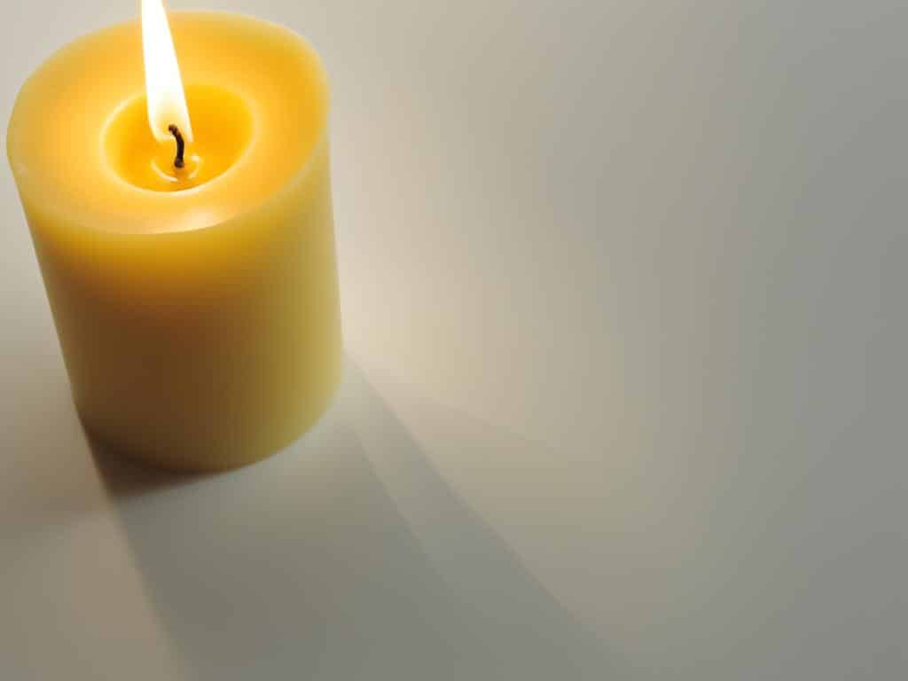 candele di cera d'api e paraffina